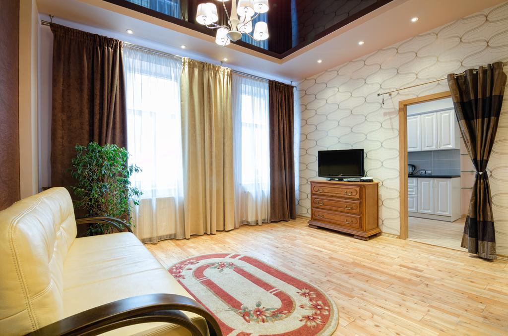 LEOGRAND Apartment on Doroshenka Street 34 Lviv Buitenkant foto