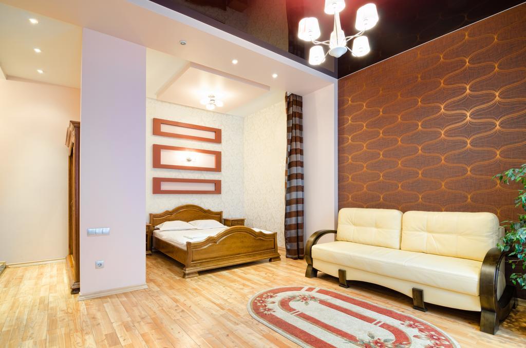 LEOGRAND Apartment on Doroshenka Street 34 Lviv Buitenkant foto